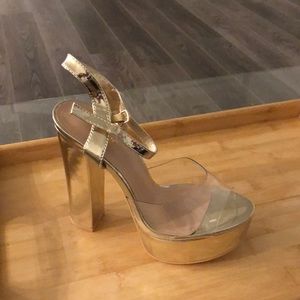 Gold platform shoes size 7